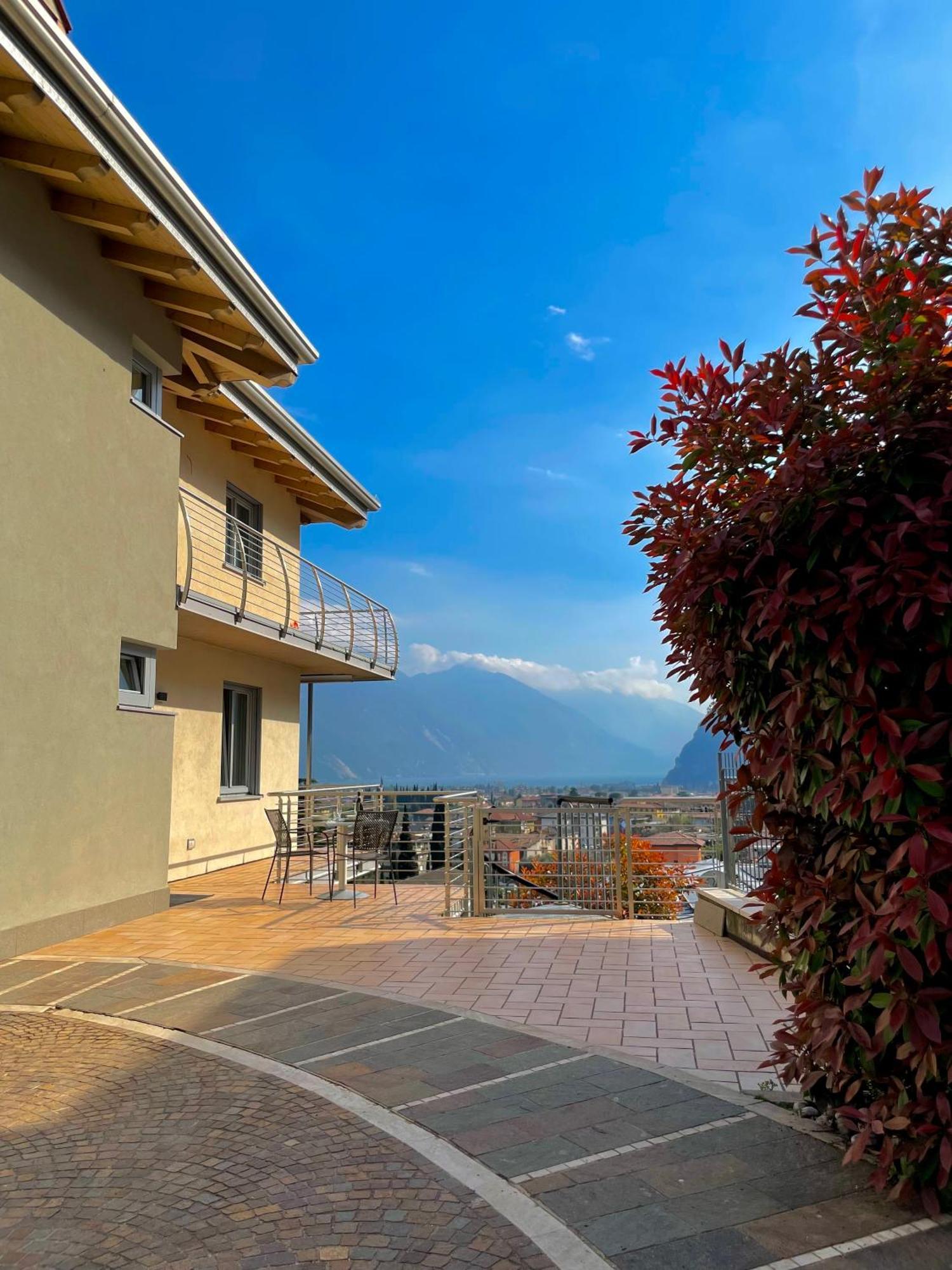 View & Chill Apartment ريفا ديل غاردا المظهر الخارجي الصورة