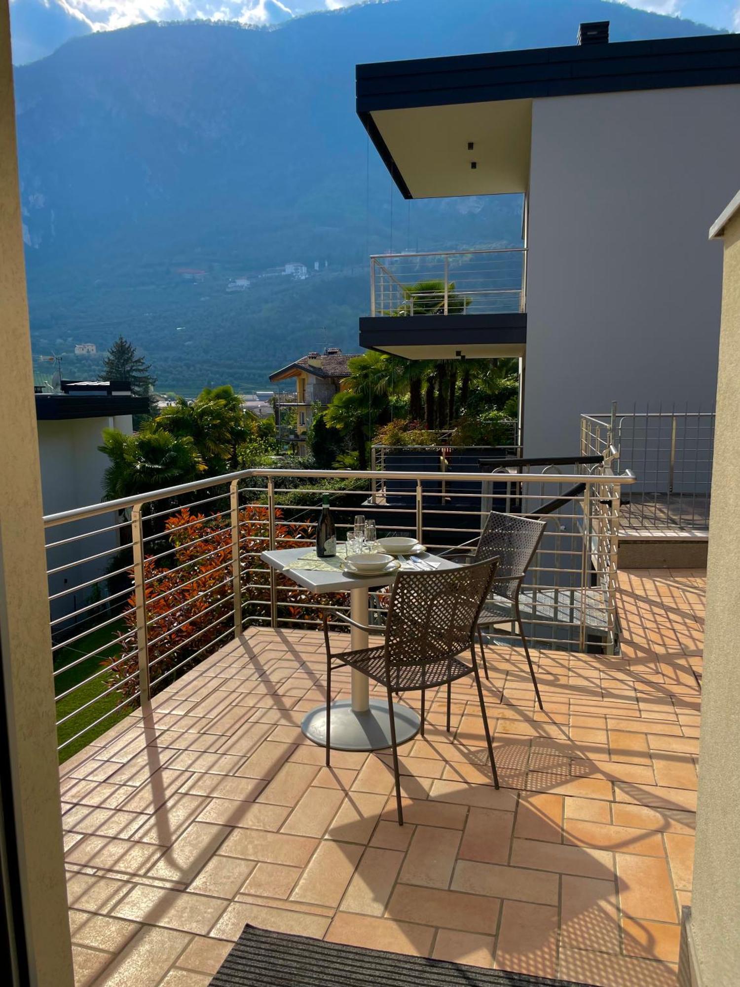 View & Chill Apartment ريفا ديل غاردا المظهر الخارجي الصورة